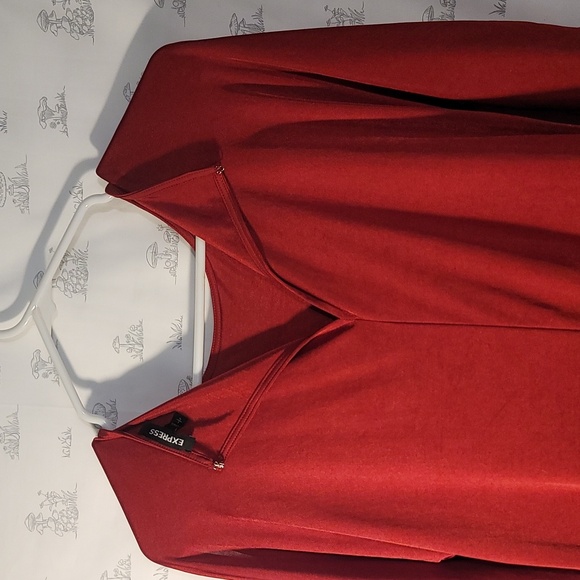 Express Red Satin look Open Tie Sleeve Slit Maxi Dress - Picture 4 of 9